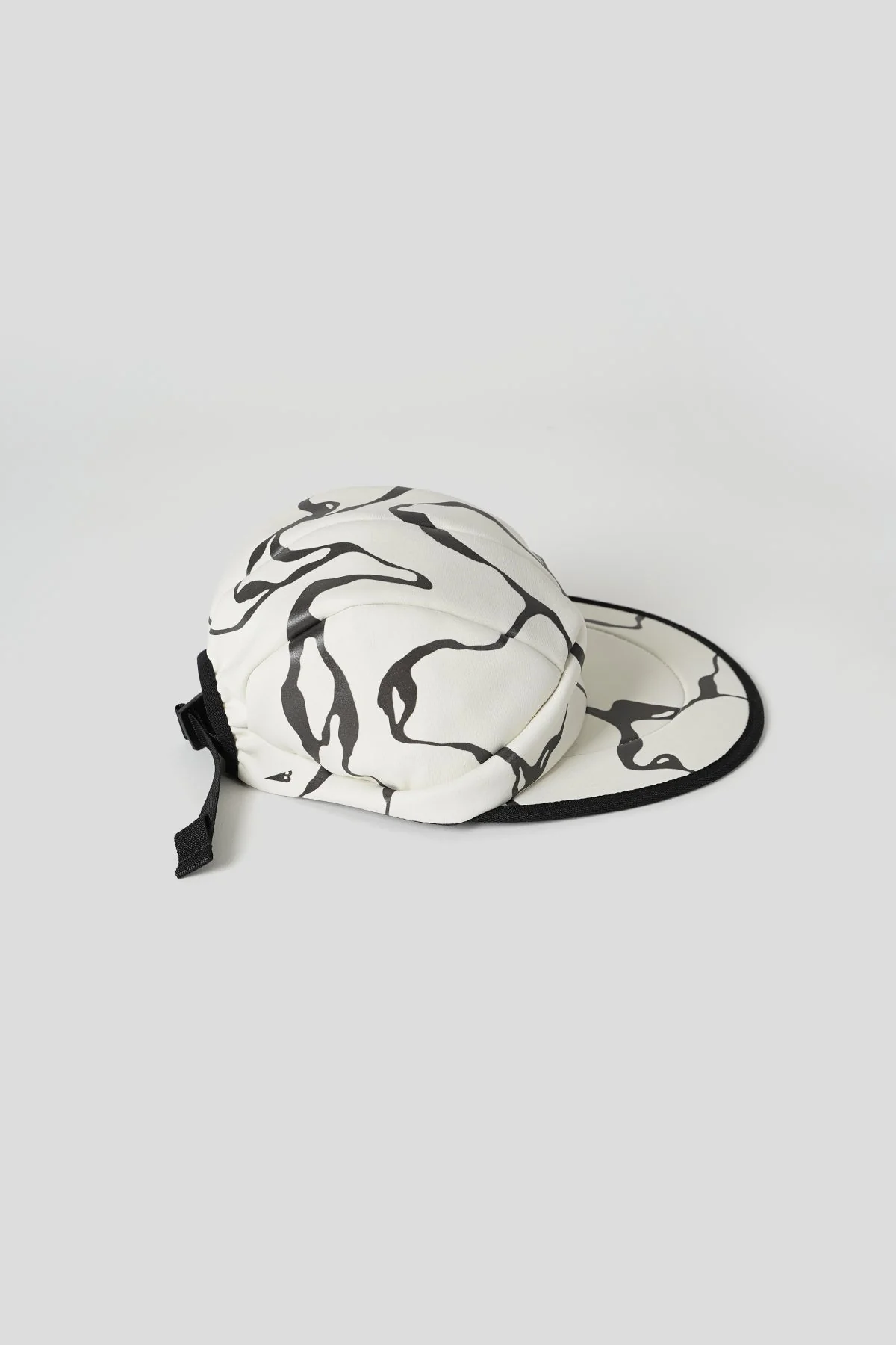 L.L.S X BURGUNDER MERCURY FL CAP WHITE/ BLACK - Image 4