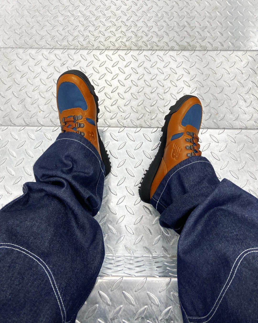 SNEAKERS URAINOG MARRON / BLEU MARINE - Image 3